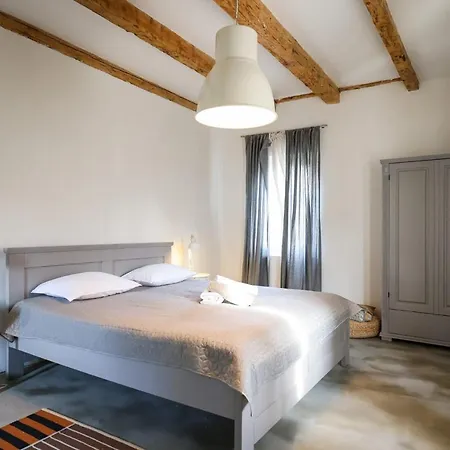 Kana - Mediterranean Villa
